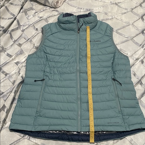 Columbia Sky Blue Quilted Vest (E) - Picture 9 of 9